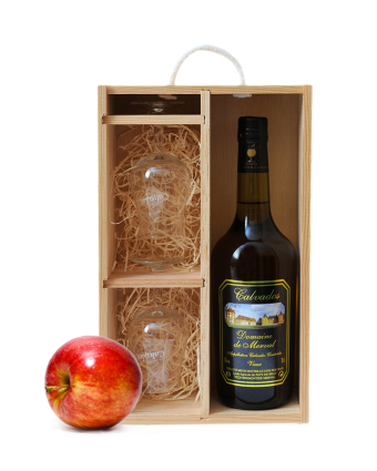 Calvados Vieux et ses 2 verres